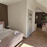 Kolorowe Cieplice - Z Widokiem Na Karkonosze * Jelenia Góra