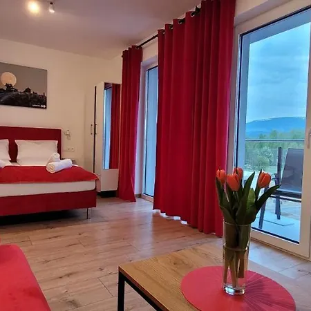 Apartmán Kolorowe Cieplice - Z Widokiem Na Karkonosze *