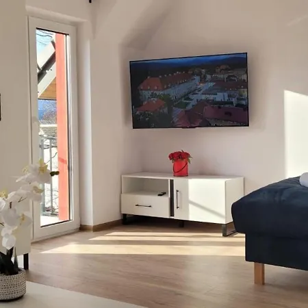 Apartmán Kolorowe Cieplice - Z Widokiem Na Karkonosze Jelení Hora