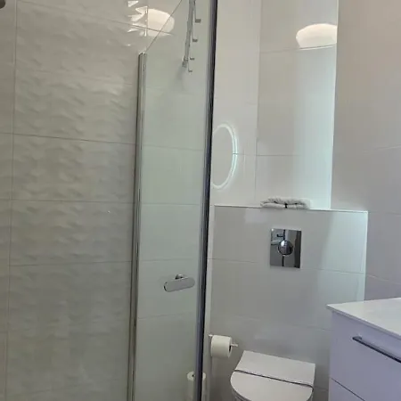 Kolorowe Cieplice - Z Widokiem Na Karkonosze * Jelení Hora