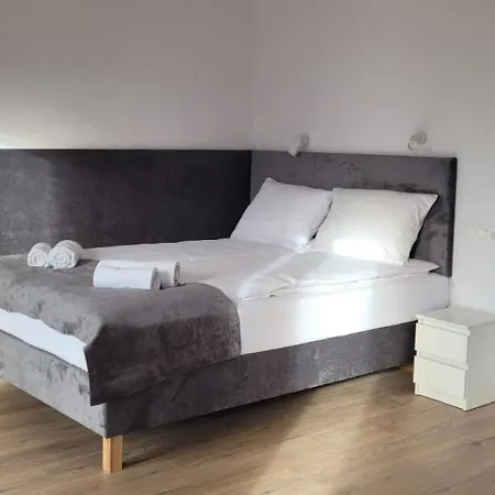 Kolorowe Cieplice - Z Widokiem Na Karkonosze Apartman Jelenia Góra