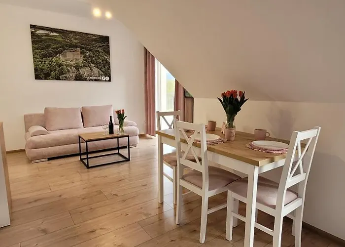 Kolorowe Cieplice - Z Widokiem Na Karkonosze