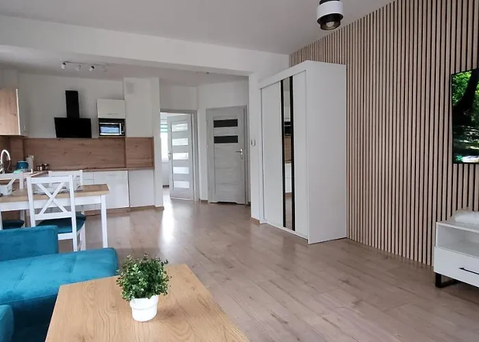 Kolorowe Cieplice - Z Widokiem Na Karkonosze