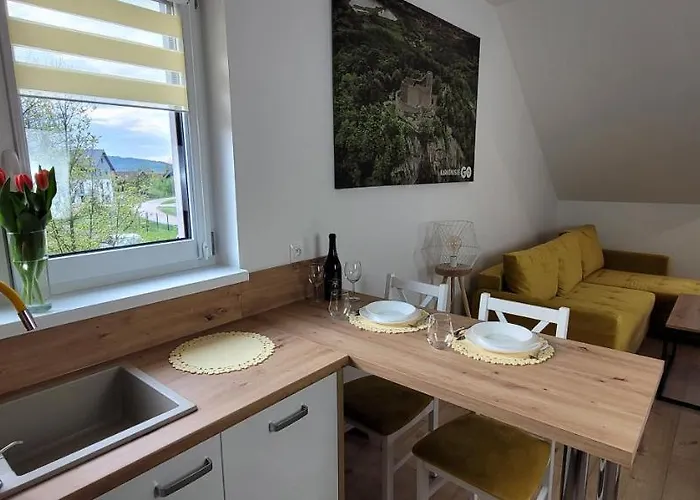 Kolorowe Cieplice - Z Widokiem Na Karkonosze Apartamento Jelenia Góra