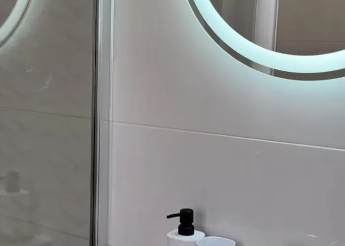 Kolorowe Cieplice - Z Widokiem Na Karkonosze