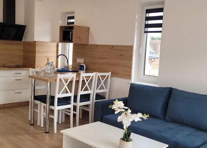 Kolorowe Cieplice - Z Widokiem Na Karkonosze * Jelenia Góra